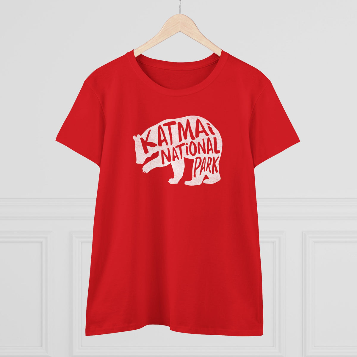 Katmai National Park Women's T-Shirt - Grizzly Bear