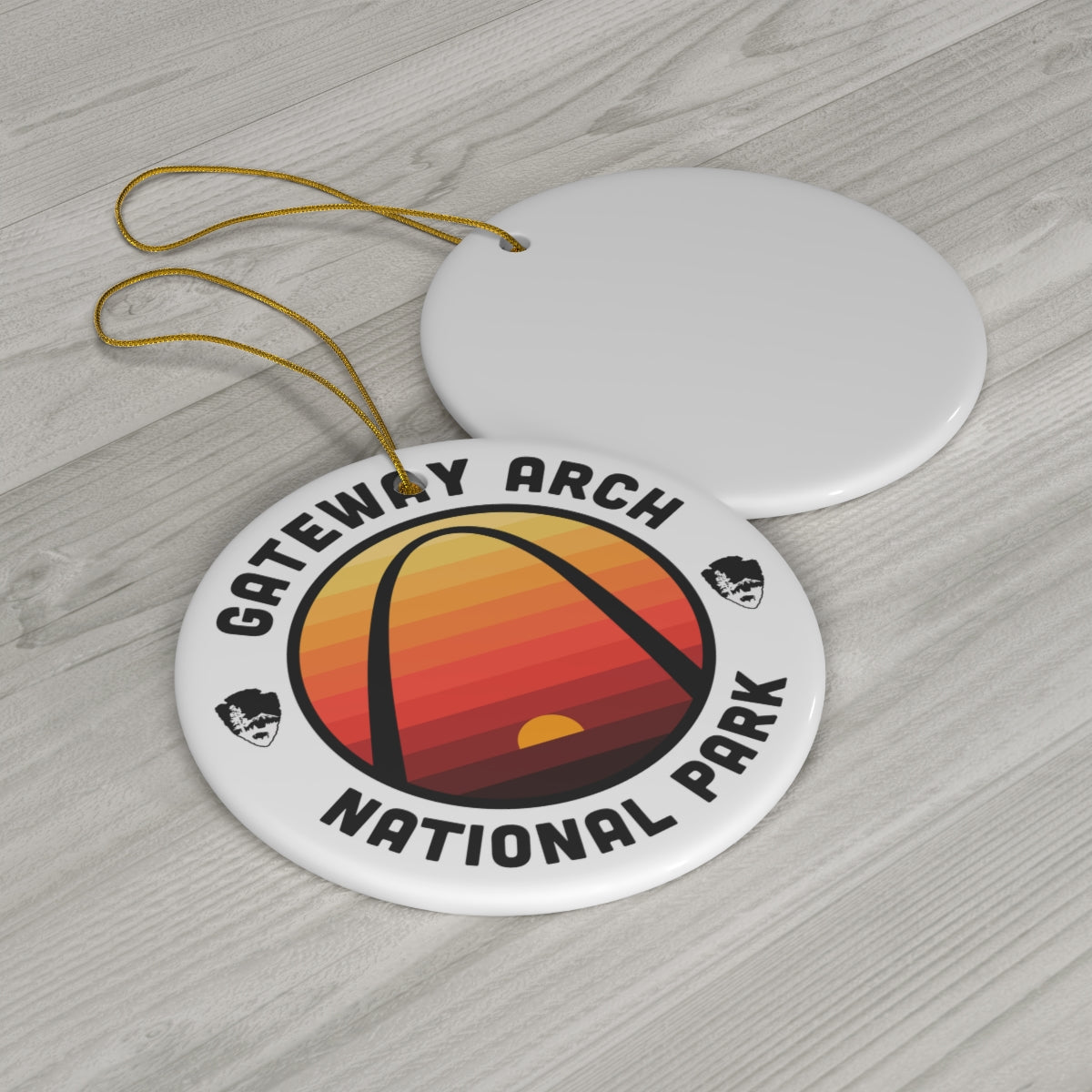 Gateway Arch National Park Ornament - Round Emblem Design