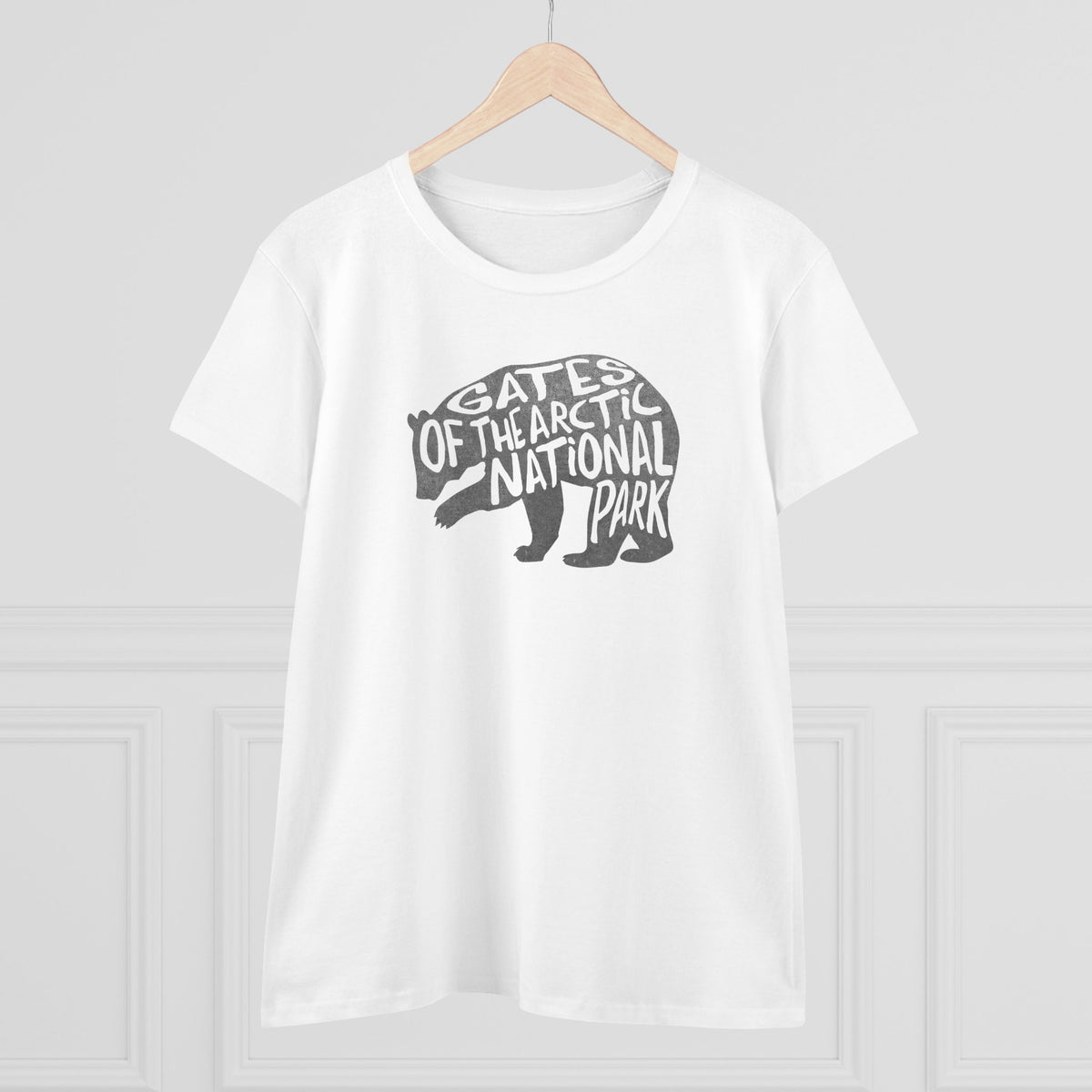 Gates of the Arctic National Park Women's T-Shirt - Grizzly Bear