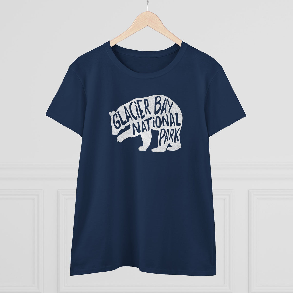 Glacier Bay National Park Women's T-Shirt - Grizzly Bear