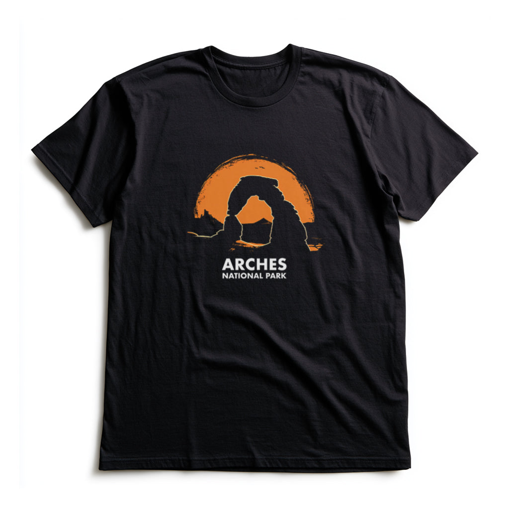 Arches National Park T-Shirt - Delicate Arch Design in Black