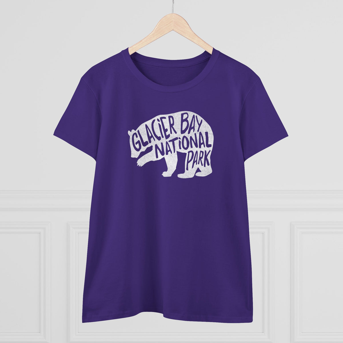 Glacier Bay National Park Women's T-Shirt - Grizzly Bear