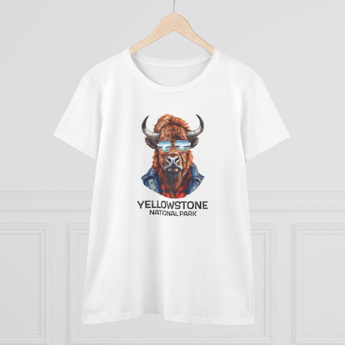 Yellowstone National Park Women's T-Shirt - Cool Bison