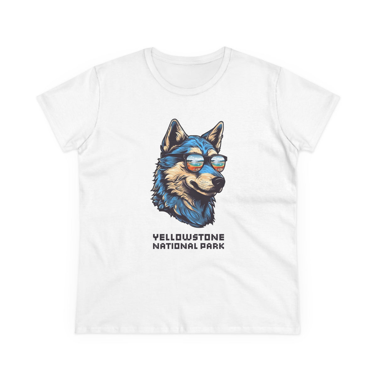 Yellowstone National Park Women's T-Shirt - Cool Wolf