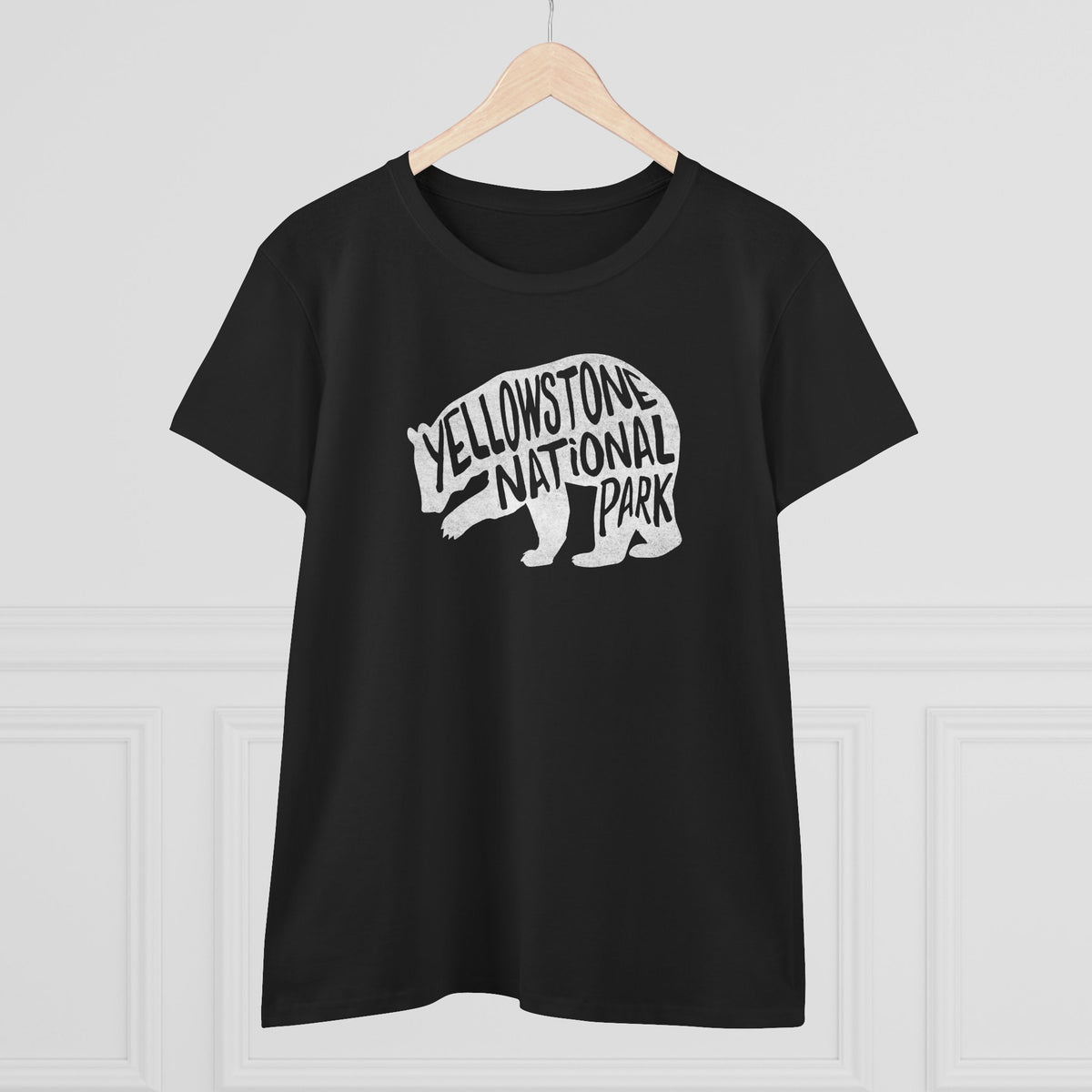 Yellowstone National Park Women's T-Shirt - Grizzly Bear