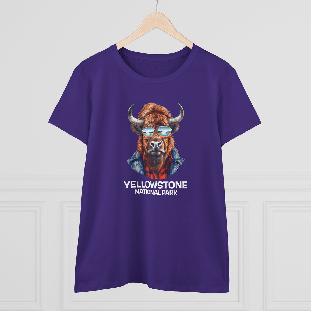 Yellowstone National Park Women's T-Shirt - Cool Bison
