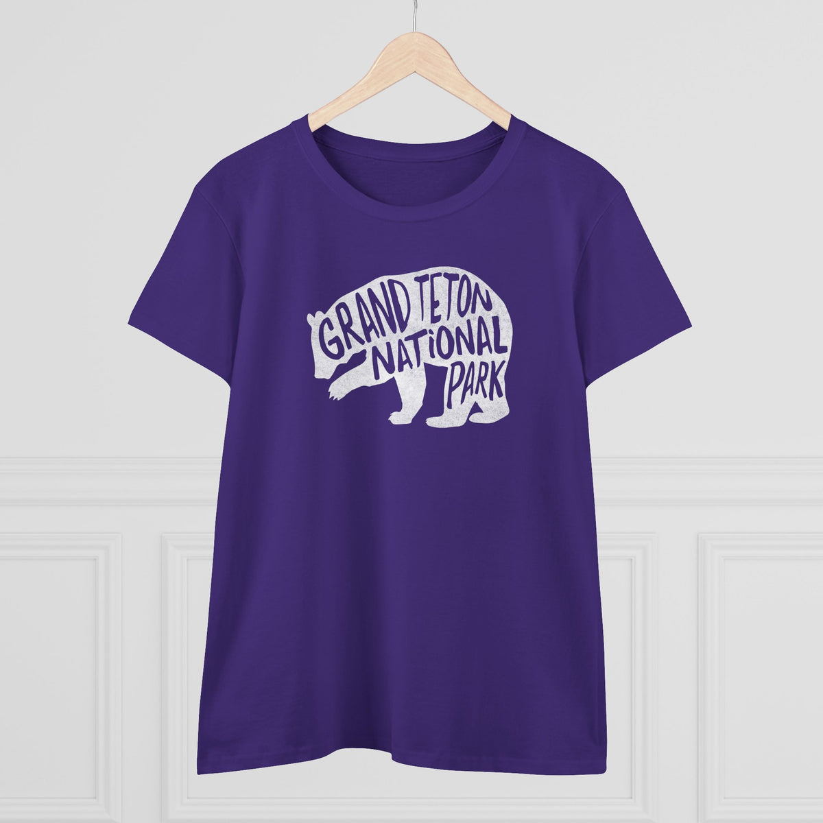 Grand Teton National Park Women's T-Shirt - Grizzly Bear