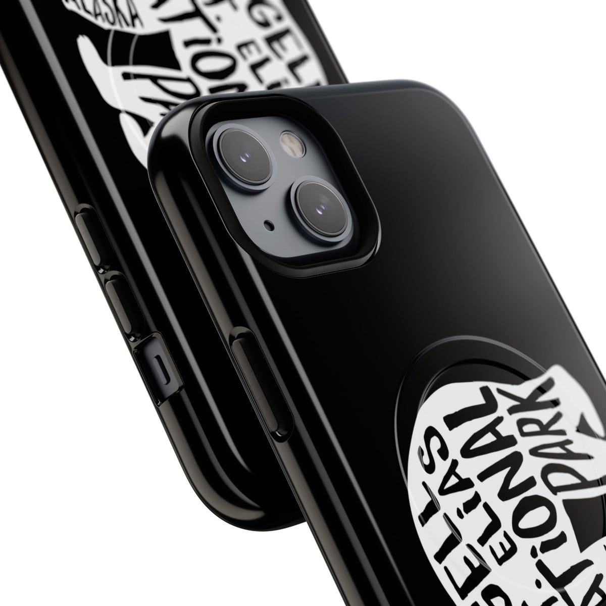 Wrangell - St. Elias National Park iPhone Case with MagSafe - Grizzly Bear Design