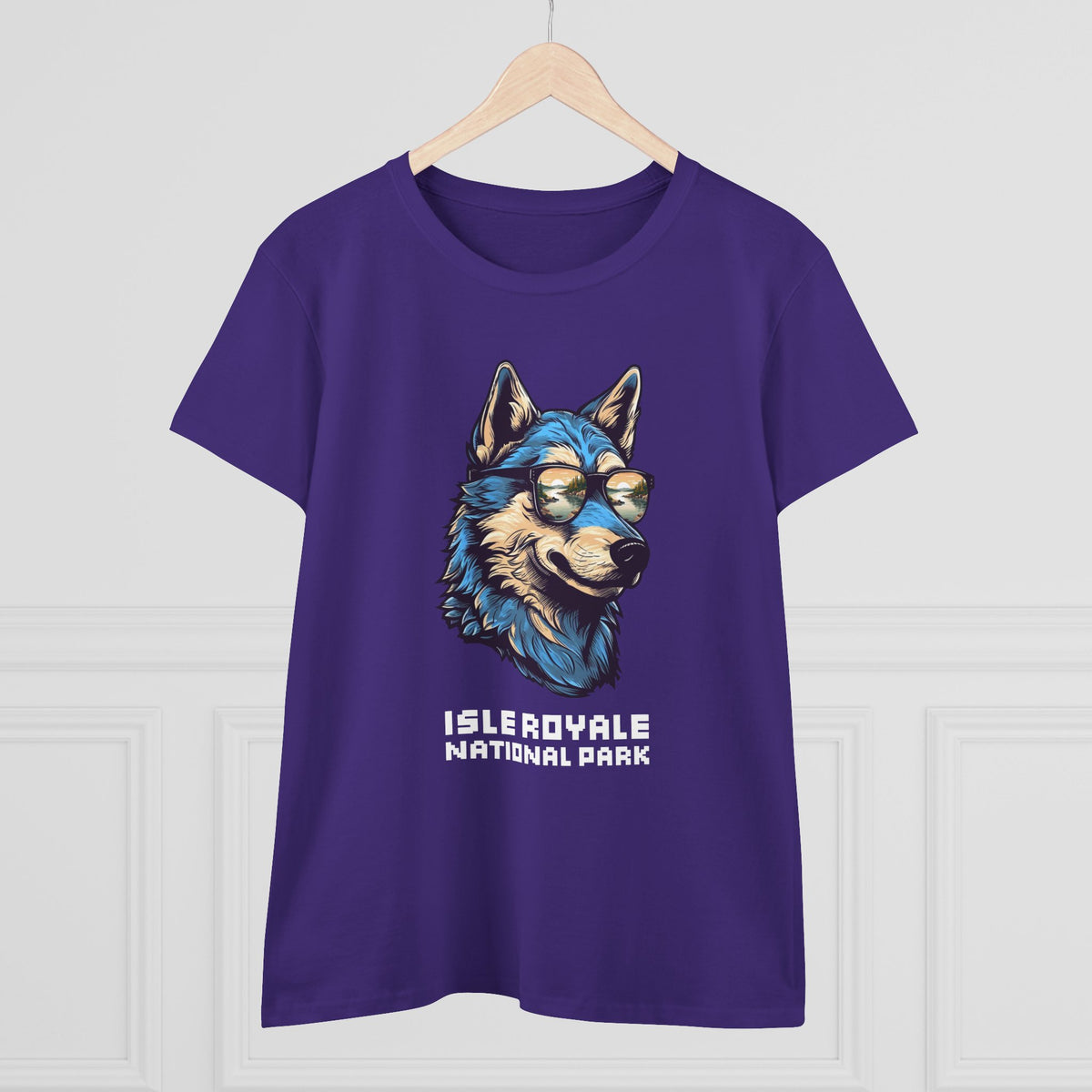 Isle Royale National Park Women's T-Shirt - Cool Wolf