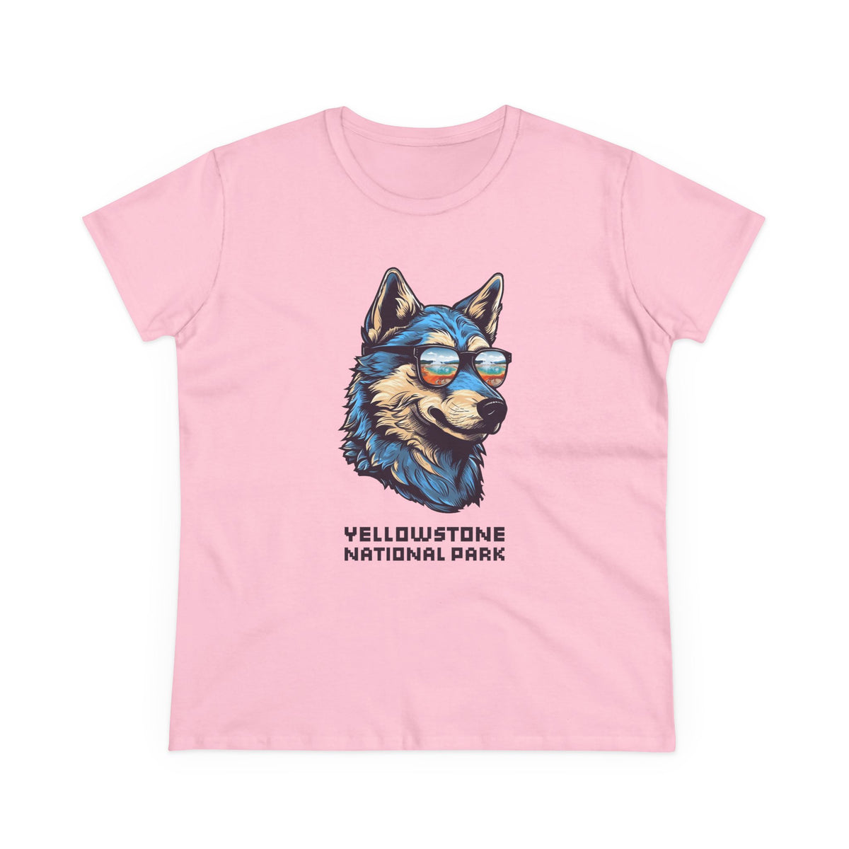 Yellowstone National Park Women's T-Shirt - Cool Wolf