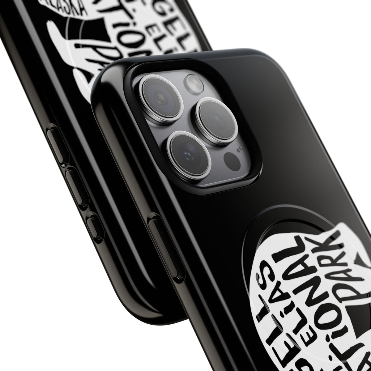 Wrangell - St. Elias National Park iPhone Case with MagSafe - Grizzly Bear Design