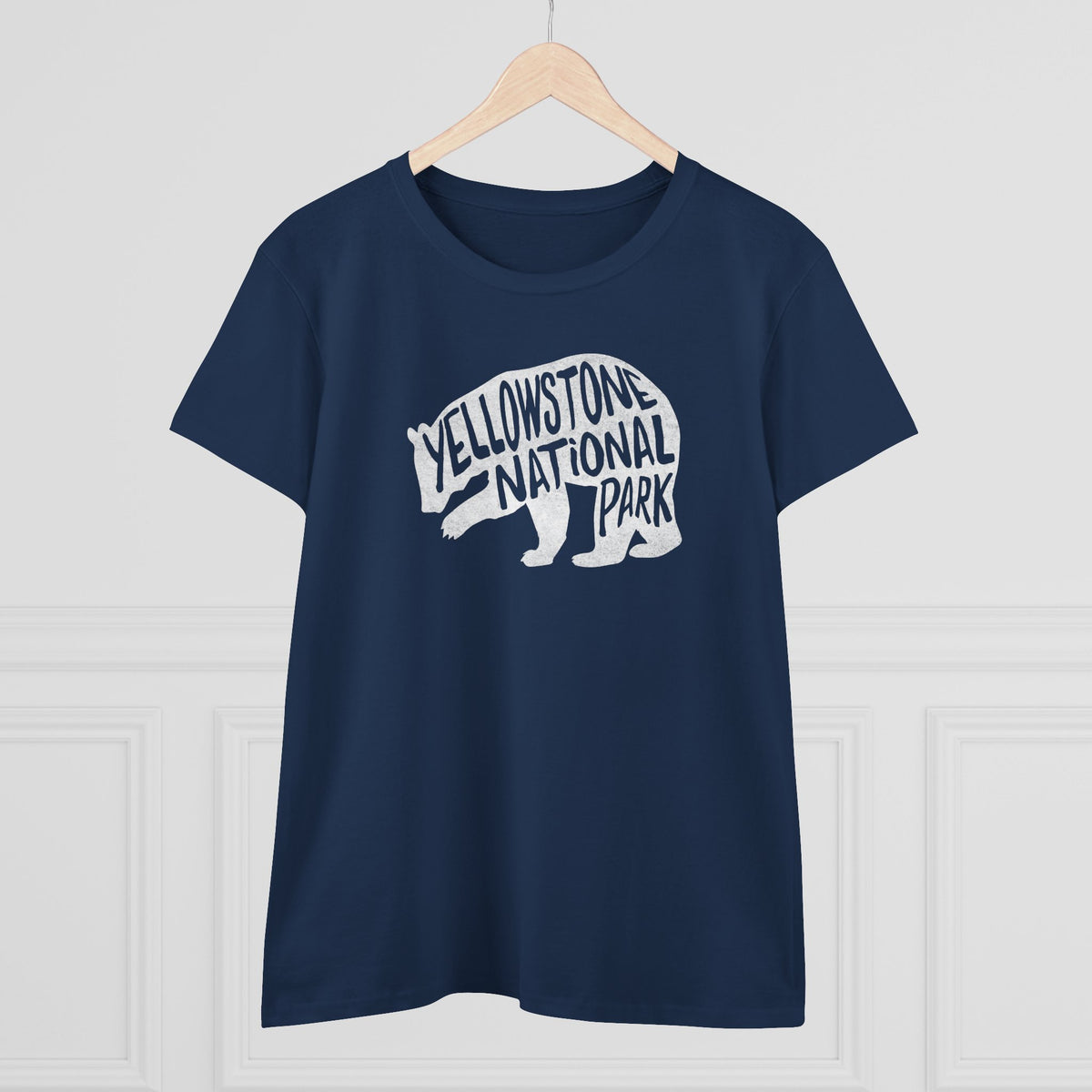 Yellowstone National Park Women's T-Shirt - Grizzly Bear