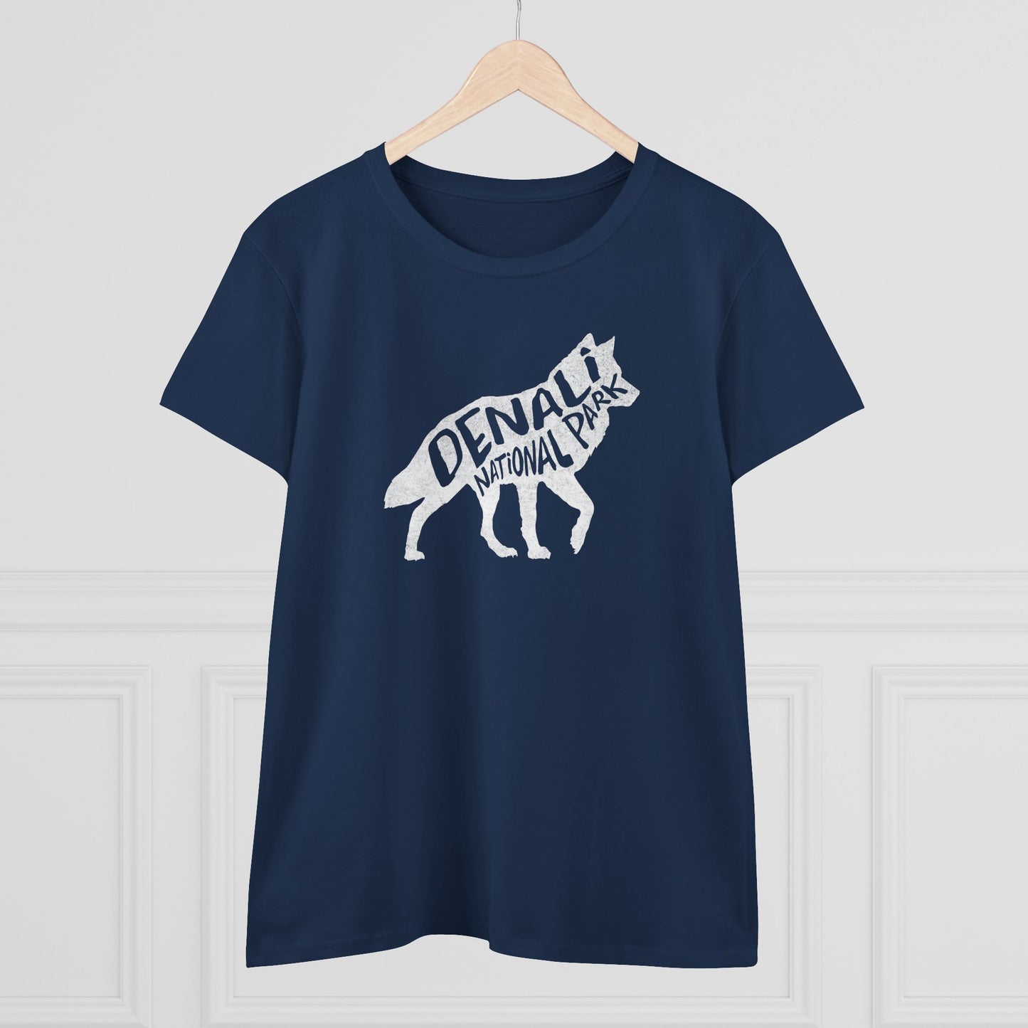 Denali National Park Women's T-Shirt - Wolf